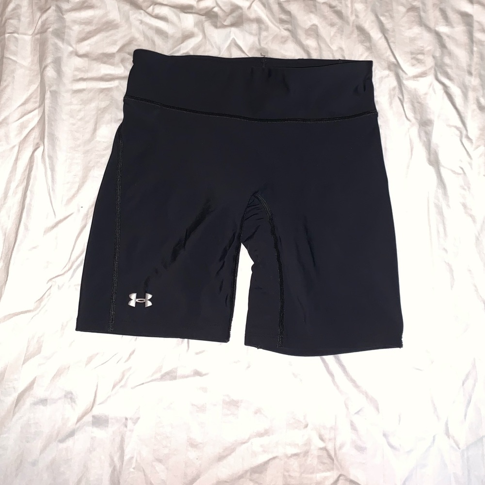 Under Armor Biker shorts